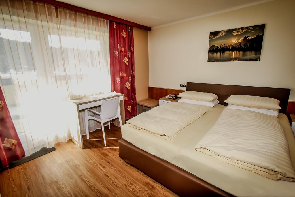 Hotel Cristallago เซเฟลด์ อิน ทิโรล ภายนอก รูปภาพ