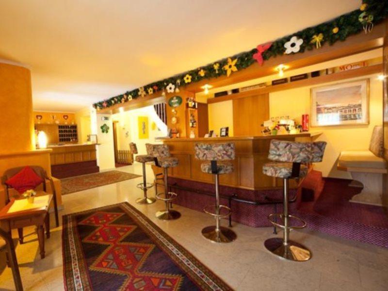 Hotel Cristallago เซเฟลด์ อิน ทิโรล ภายนอก รูปภาพ